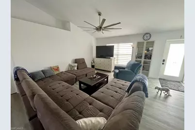 846 SW 15th St, Cape Coral, FL 33991 - Photo 9