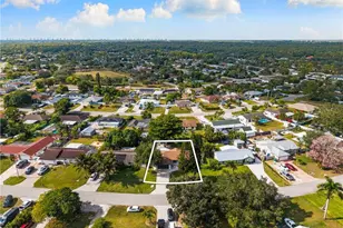 1837 51st Terrace SW, Naples, FL 34116 - Photo 33