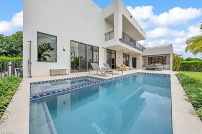 10 Cushing Ln, Marco Island, FL 34145 - Photo 3