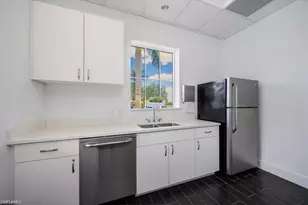 3853 Helmsman Dr, Naples, FL 34120 - Photo 47