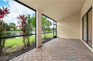 7415 Bristol Cir, Naples, FL 34120 - Photo 9