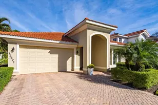 12671 Biscayne Ct, Naples, FL 34105 - Photo 3