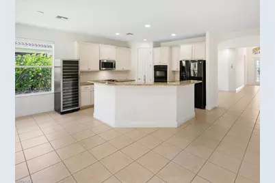 12671 Biscayne Ct, Naples, FL 34105 - Photo 15