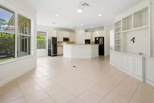 12671 Biscayne Ct, Naples, FL 34105 - Photo 13