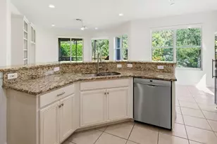 12671 Biscayne Ct, Naples, FL 34105 - Photo 19