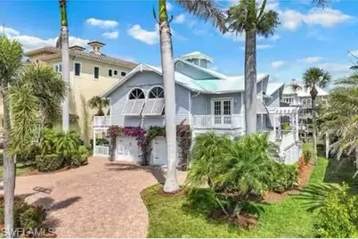 437 Trade Winds Ave, Naples, FL 34108 - Photo 1