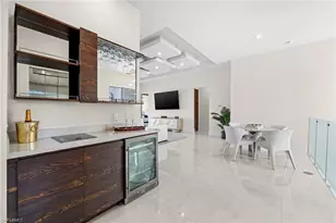 2272 Oakes Blvd, Naples, FL 34119 - Photo 31