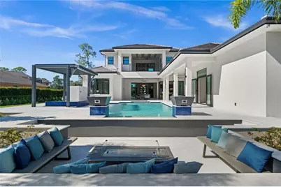 2272 Oakes Blvd, Naples, FL 34119 - Photo 3