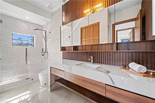 2272 Oakes Blvd, Naples, FL 34119 - Photo 37