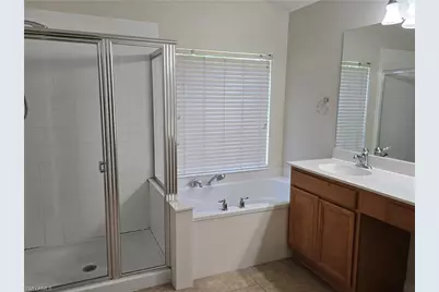 2049 Fairmont Ln, Naples, FL 34120 - Photo 21