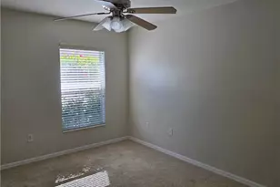 2049 Fairmont Ln, Naples, FL 34120 - Photo 31