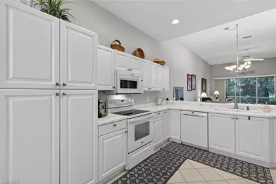 5898 Northridge Dr N #A18, Naples, FL 34110 - Photo 13