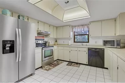 5284 Concord Way, Fort Myers, FL 33907 - Photo 7