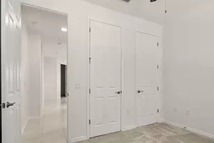 26139 Palace Ln, Bonita Springs, FL 34135 - Photo 23