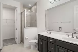 26139 Palace Ln, Bonita Springs, FL 34135 - Photo 15