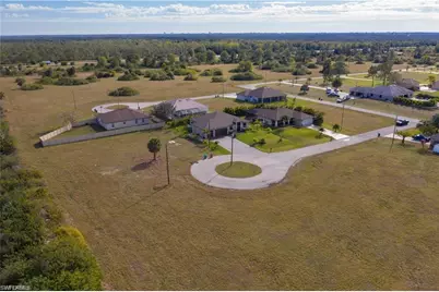 3923 NW 33rd Pl, Cape Coral, FL 33993 - Photo 9