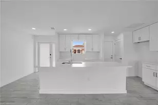 2812 15th St SW, Lehigh Acres, FL 33976 - Photo 7