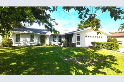 537 Landmark Dr, Naples, FL 34112 - Photo 1