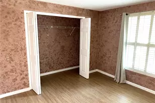 537 Landmark Dr, Naples, FL 34112 - Photo 17