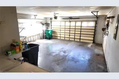 537 Landmark Dr, Naples, FL 34112 - Photo 35