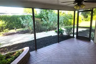 537 Landmark Dr, Naples, FL 34112 - Photo 27