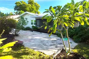 537 Landmark Dr, Naples, FL 34112 - Photo 33