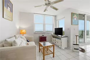 6101 Pelican Bay Blvd, Naples, FL 34108 - Photo 23