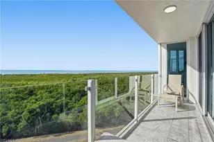 6101 Pelican Bay Blvd, Naples, FL 34108 - Photo 37