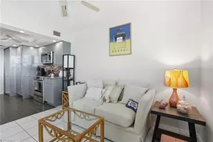 6101 Pelican Bay Blvd, Naples, FL 34108 - Photo 25