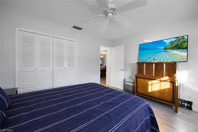 1513 Edgewater Cir, Fort Myers, FL 33919 - Photo 7