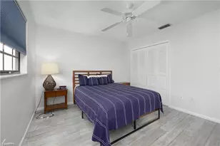 1513 Edgewater Cir, Fort Myers, FL 33919 - Photo 9