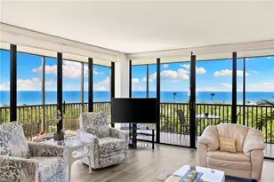 11 Bluebill Ave, Naples, FL 34108 - Photo 9