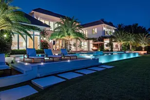 860 Admiralty Parade E, Naples, FL 34102 - Photo 1