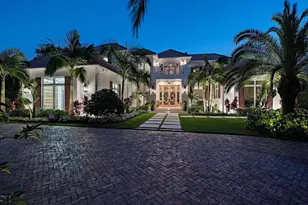 860 Admiralty Parade E, Naples, FL 34102 - Photo 7