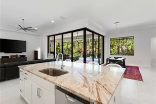 4199 11th Ave SW, Naples, FL 34116 - Photo 7