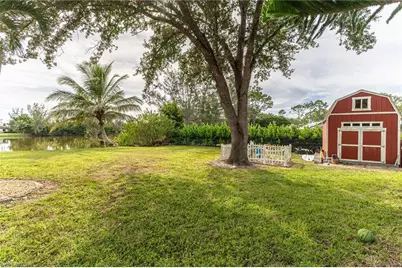 24410 Golden Eagle Ln, Bonita Springs, FL 34135 - Photo 7