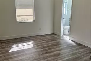 2105 SE 15th Pl, Cape Coral, FL 33990 - Photo 7