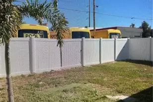 2105 SE 15th Pl, Cape Coral, FL 33990 - Photo 11