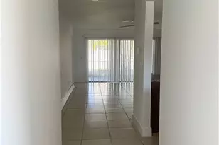 2105 SE 15th Pl, Cape Coral, FL 33990 - Photo 15