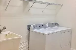 4573 Tamarind Way, Naples, FL 34119 - Photo 23