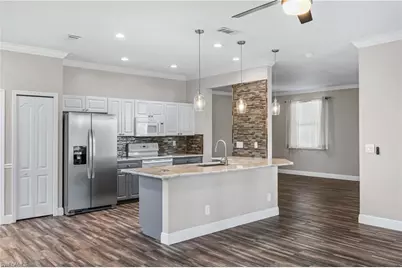 2225 Heritage Greens Dr, Naples, FL 34119 - Photo 3