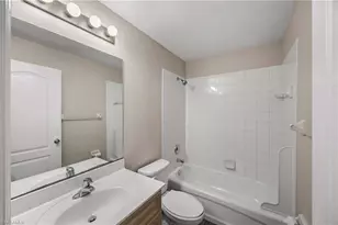 2225 Heritage Greens Dr, Naples, FL 34119 - Photo 19