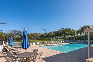 2225 Heritage Greens Dr, Naples, FL 34119 - Photo 27