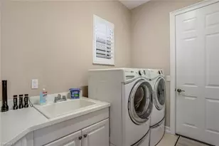 3162 Santorini Ct, Naples, FL 34119 - Photo 19