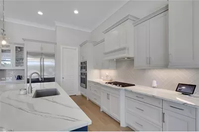 6242 Union Island Way, Naples, FL 34113 - Photo 9