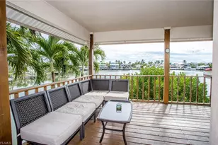 604 Sunset Ct, Goodland, FL 34140 - Photo 13