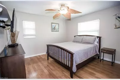 604 Sunset Ct, Goodland, FL 34140 - Photo 9