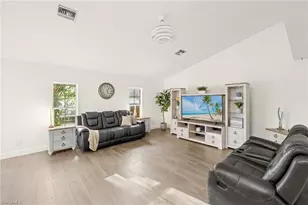 27130 Holly Ln, Bonita Springs, FL 34135 - Photo 5