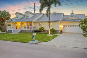 27130 Holly Ln, Bonita Springs, FL 34135 - Photo 41