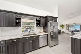 27130 Holly Ln, Bonita Springs, FL 34135 - Photo 9